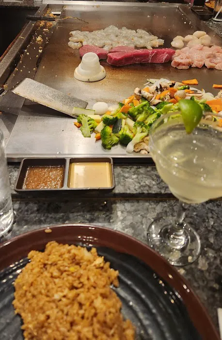 Maguro Sushi & Steak House Picture 1