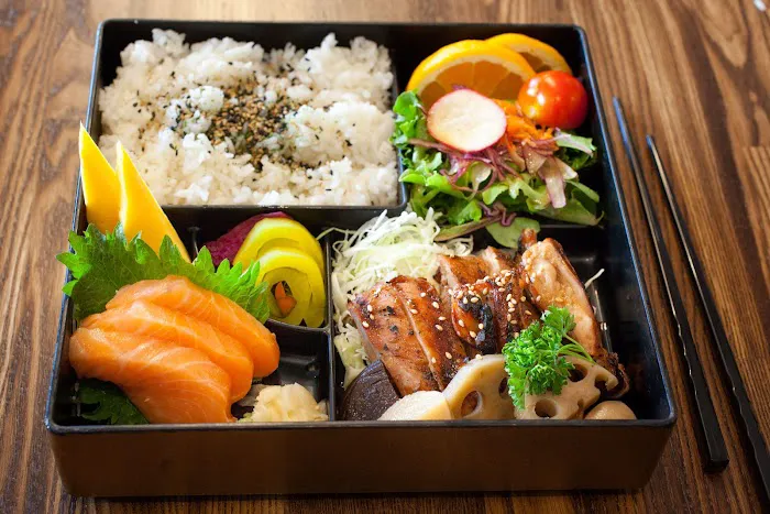 Urara Japanese Cuisine Picture 3