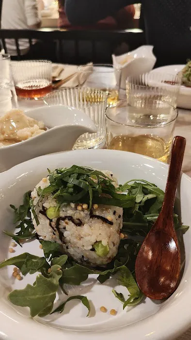 sankaku onigiri cafe & bar Picture 10
