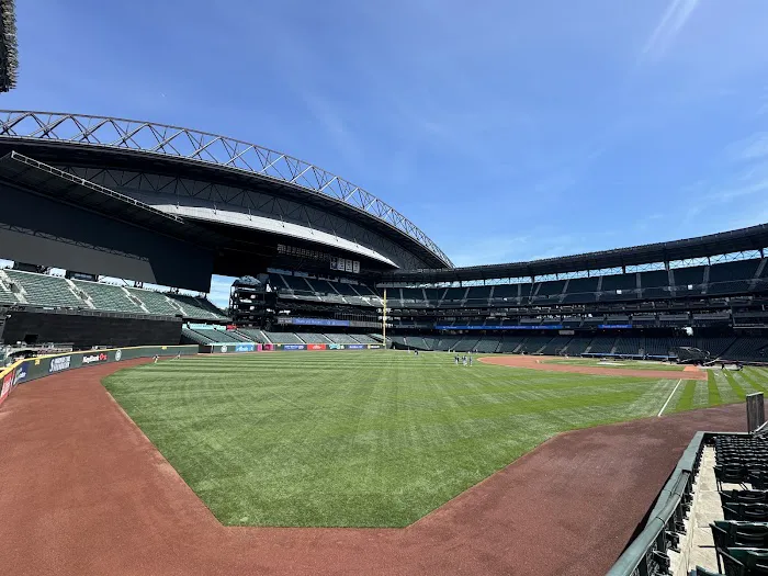 Tamari Bar at T-Mobile Park Picture 5