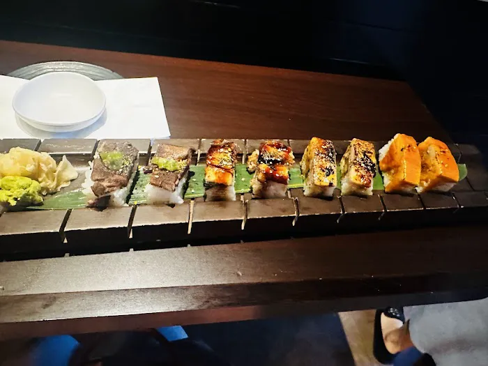 SUSHI AVE Queen Anne Picture 6