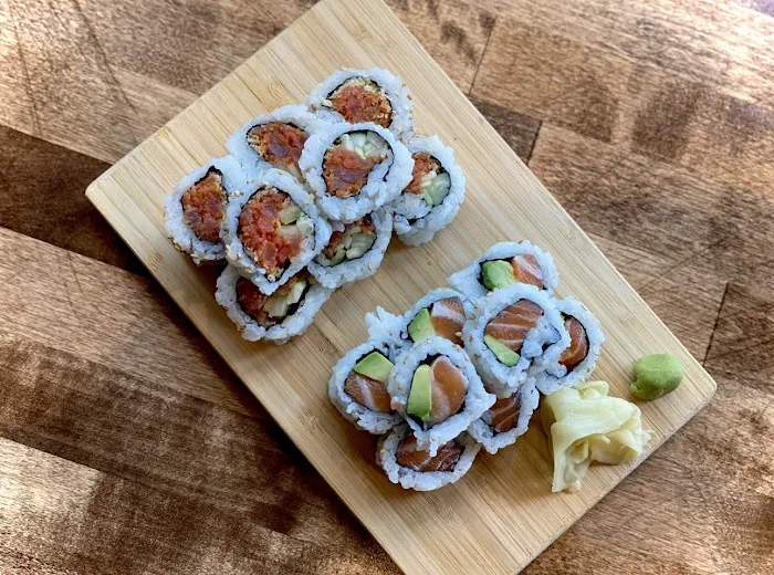 SUSHI AVE Queen Anne Picture 10