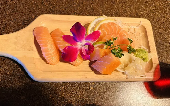 SUSHI AVE Queen Anne Picture 8
