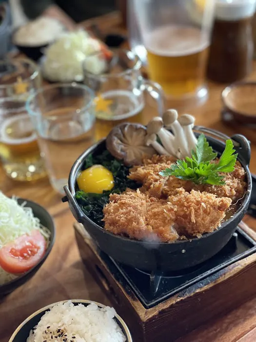 Kobuta & Ookami Katsu and sake house Picture 4