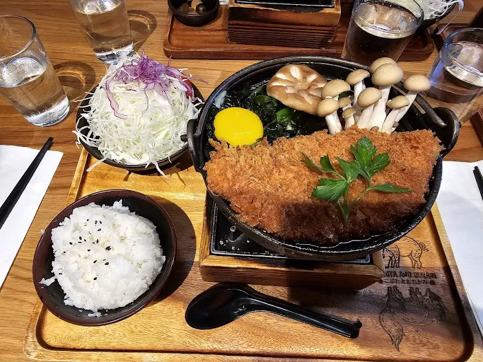 Kobuta & Ookami Katsu and sake house Picture 9
