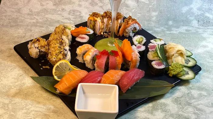 KAMINO SUSHI AND MORE Picture 7