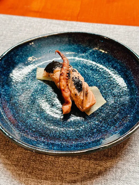 Hummingbird Sushi Picture 3