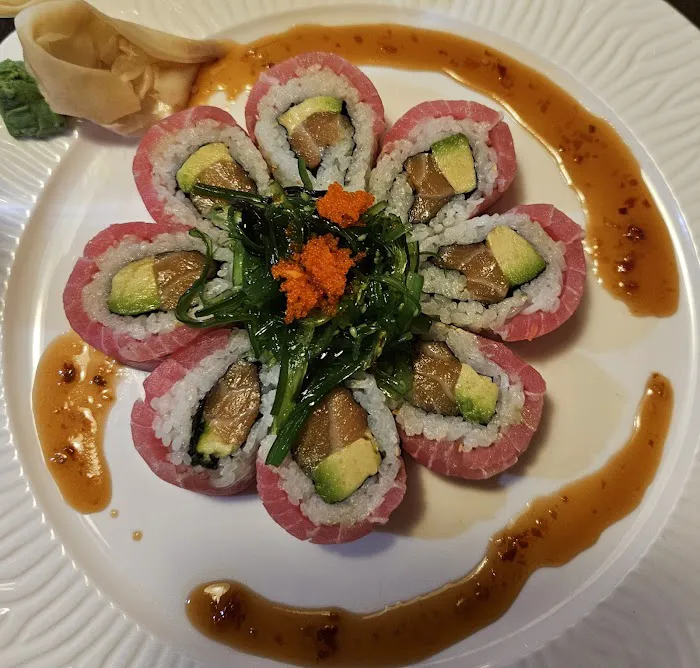 Ikiiki Sushi Bar Japanese & Chinese Cuisine Picture 5