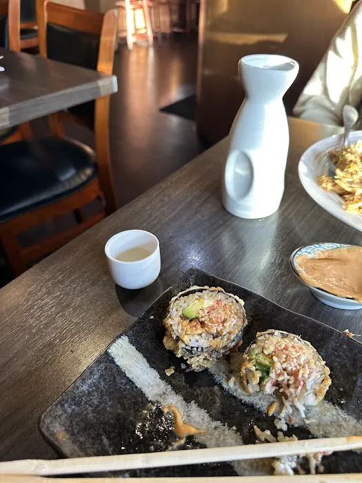 Ikiiki Sushi Bar Japanese & Chinese Cuisine Picture 8