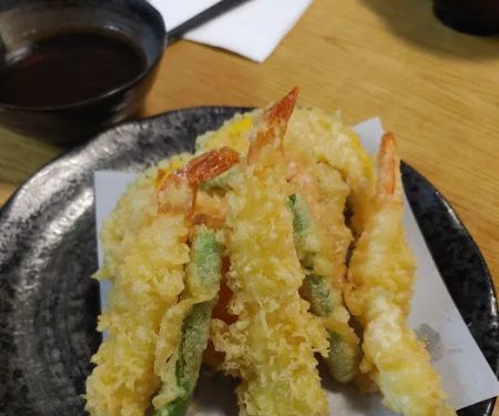 Daimonji Sushi & Grill
