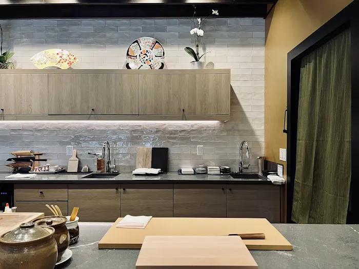 Sushi Suzuki Picture 1