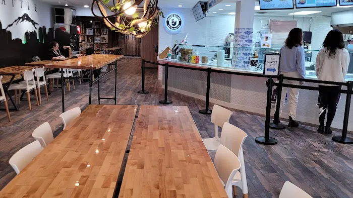 IJ Sushi Burrito - UW Picture 6