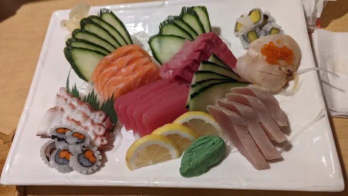 Ichiro Sushi & Teriyaki Picture 9