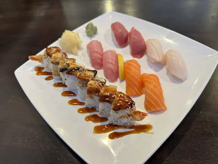 Sam's Sushi Bar & Grill Picture 2