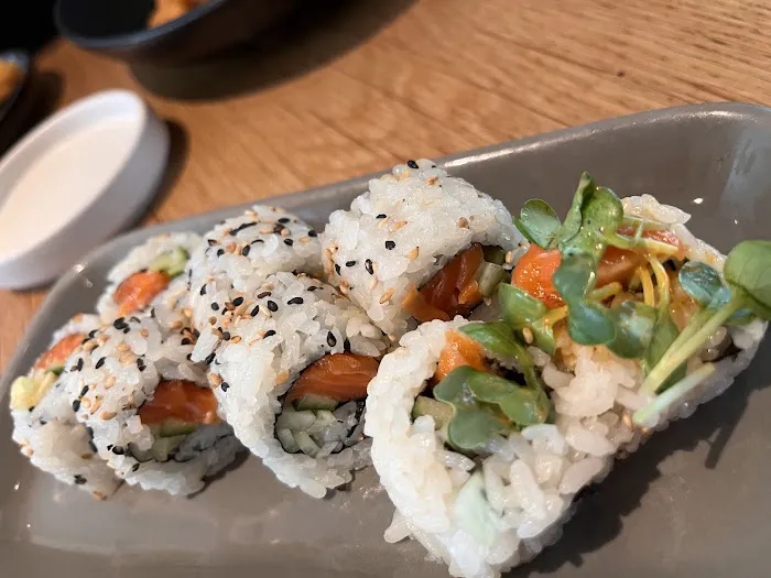 Bamboo Sushi Picture 3