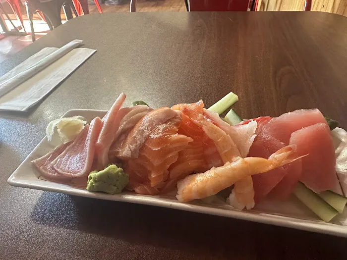 Ku Sushi and Izakaya Picture 3