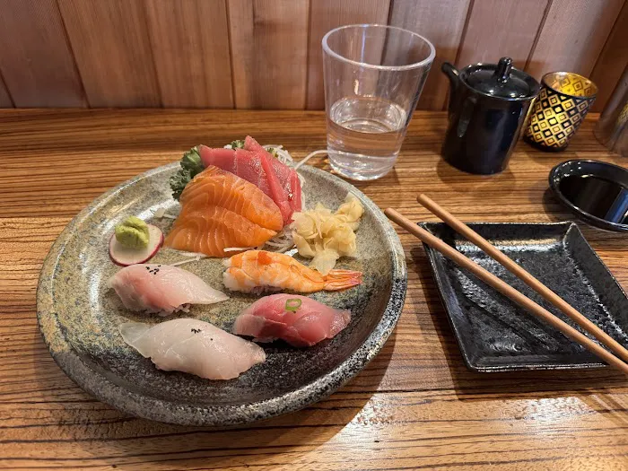 Kuro Sushi Picture 7