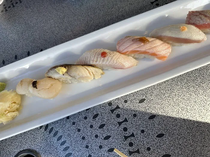 I Love Sushi on Lake Bellevue Picture 10