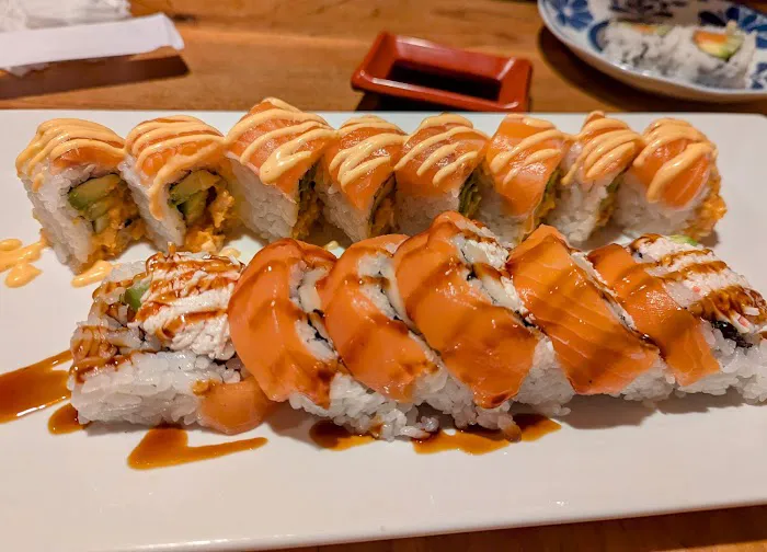 Sushi In Joy Picture 7