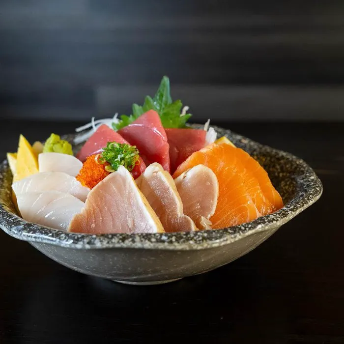 Orenji Sushi & Noodles Picture 3