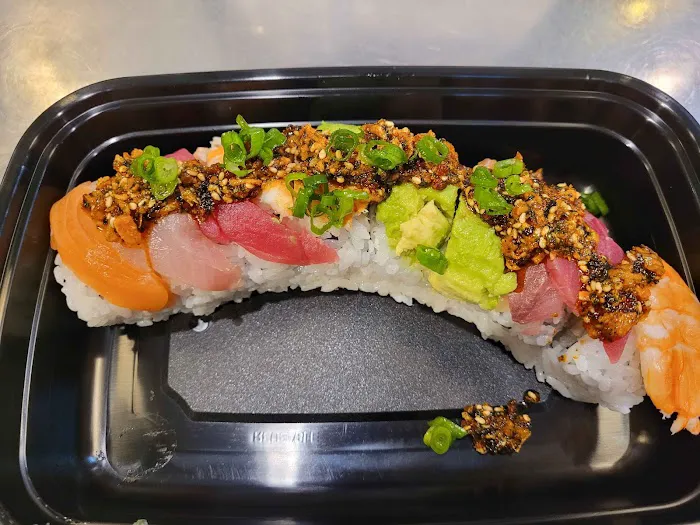 Mix Sushi Bar Picture 6