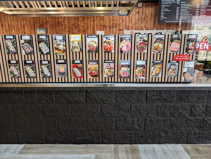 Mix Sushi Bar Picture 9