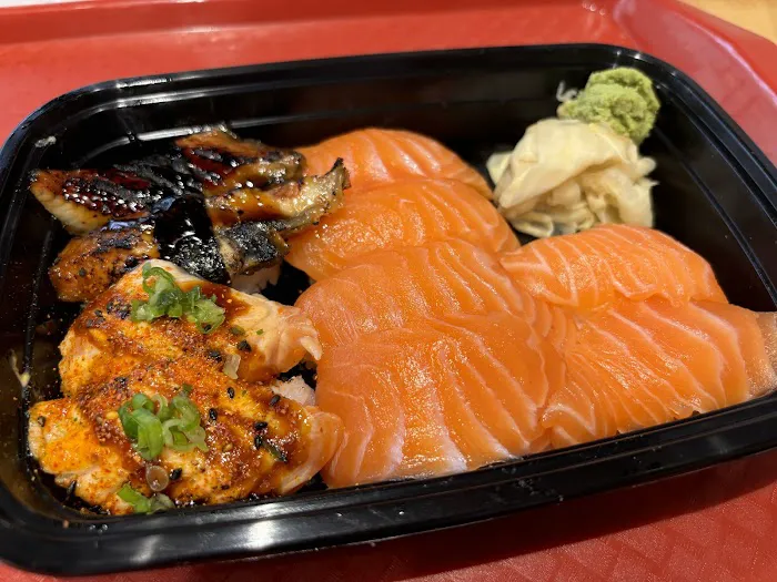 Mix Sushi Bar Picture 7