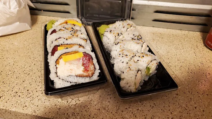 Mix Sushi Bar Picture 4