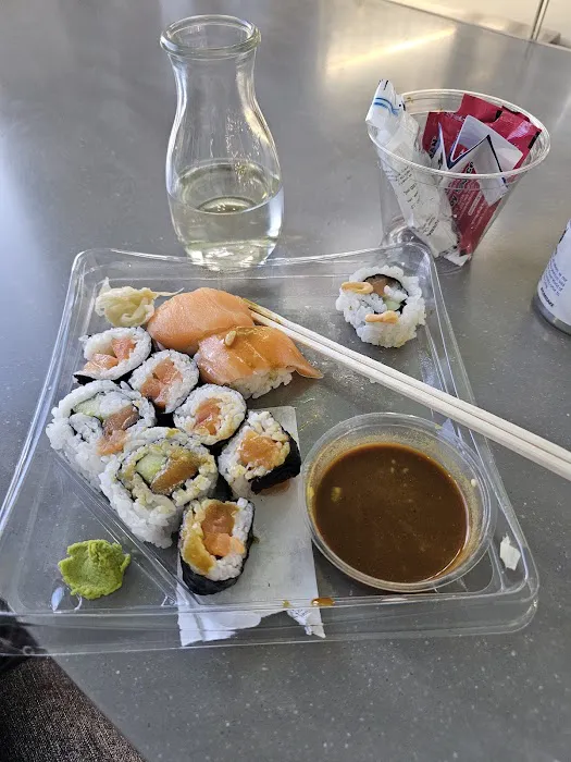 Koi Shi Sushi Bistro Picture 5