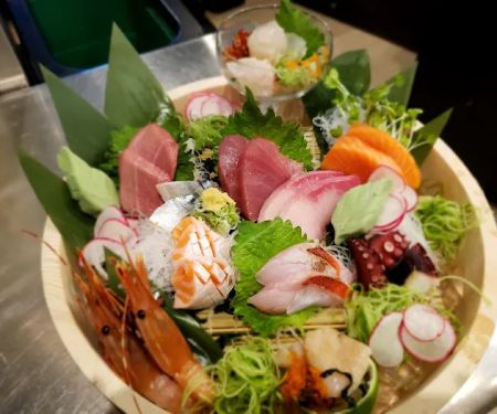 KIWAMI Sushi Bar & Sake House