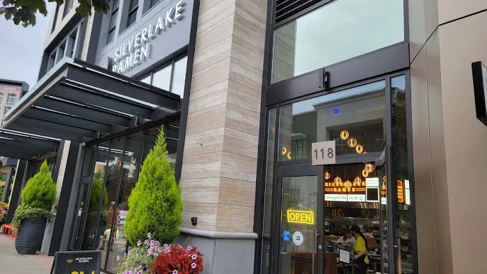 silverlake ramen kirkland Picture 3