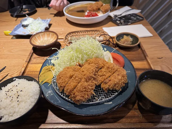 Kobuta & Ookami Katsu and Sake house Picture 1