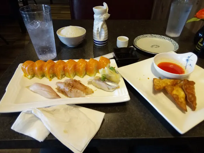 Ikiiki Sushi Restaurant (NOW TOMA SUSHI) Picture 1