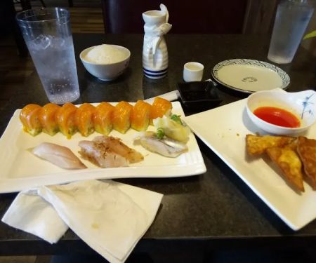 Ikiiki Sushi Restaurant (NOW TOMA SUSHI)