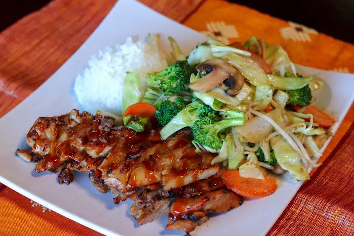 Mama's Grill 'n Bento Teriyaki (Shoreline) Picture 5