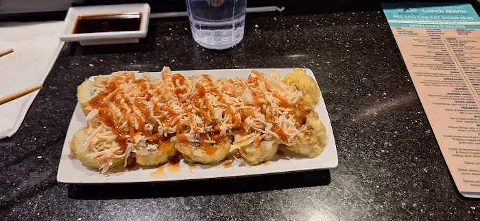 Trapper's Sushi Picture 4