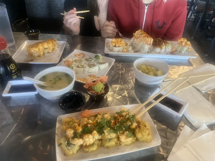 Trapper's Sushi Picture 2