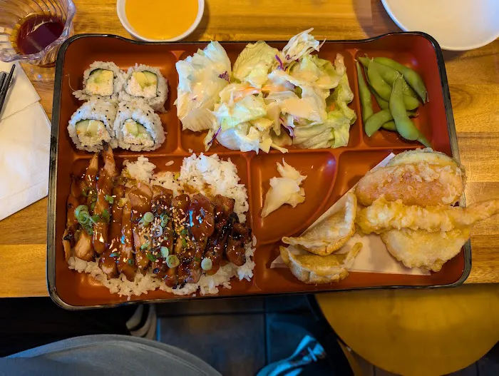 Haru Haru Sushi & Teriyaki Picture 7