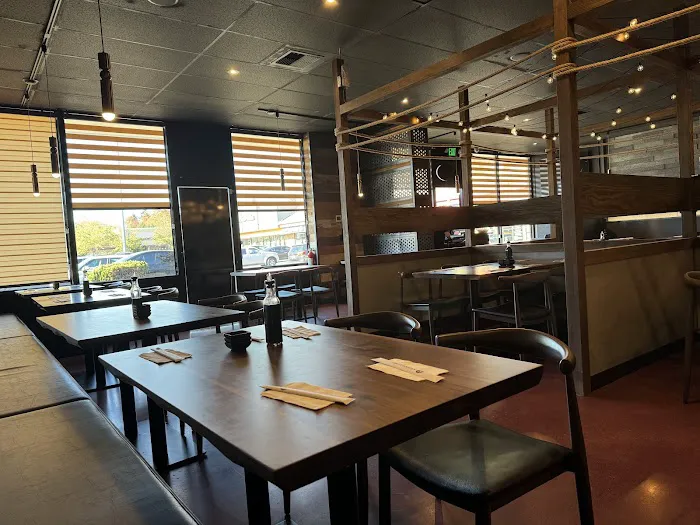 AJI Koharu Sushi & Grill Picture 9