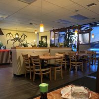 Q Sushi Bar & Kitchen ico