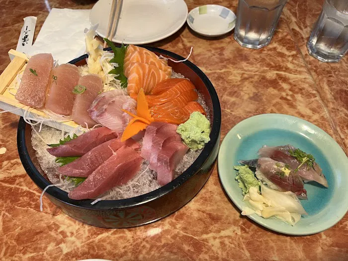 Q Sushi Bar & Kitchen Picture 5