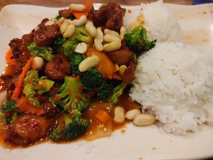 Yoko's Teriyaki Bistro Picture 2