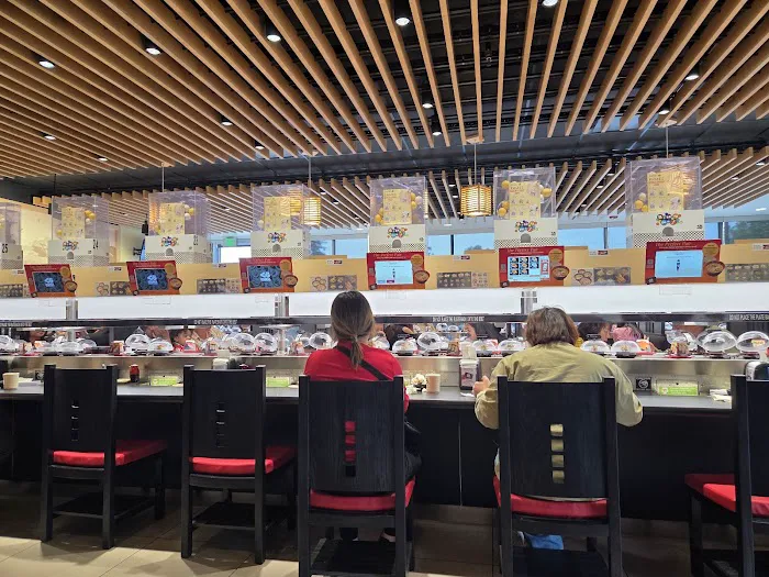 Kura Revolving Sushi Bar Picture 7