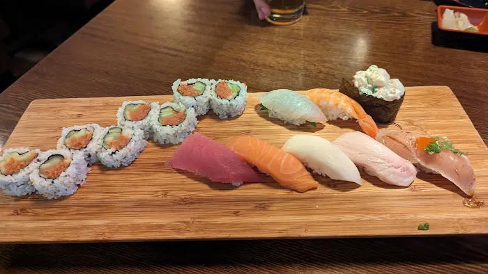 Ho Sushi Bistro Picture 8