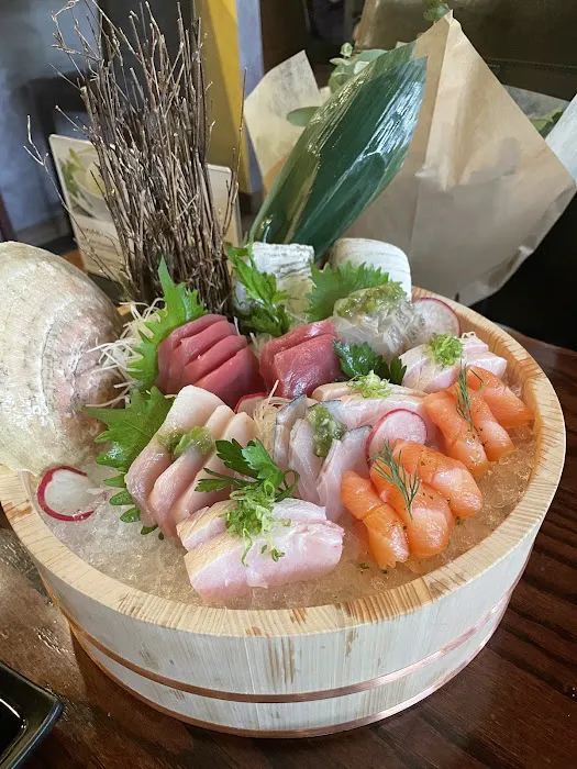 Fatty Fish Sushi Restaurant Picture 10