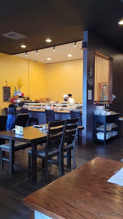 Fatty Fish Sushi Restaurant Picture 7
