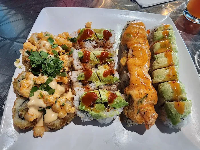 Trapper's Sushi - Parkland Picture 7