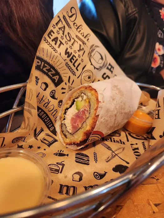 Zen Ramen & Sushi Burrito Picture 3