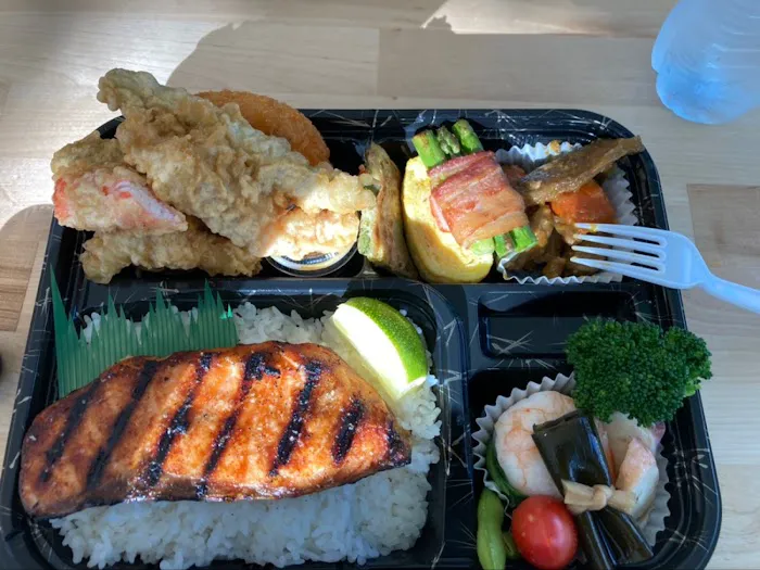 Momo Bento Picture 3