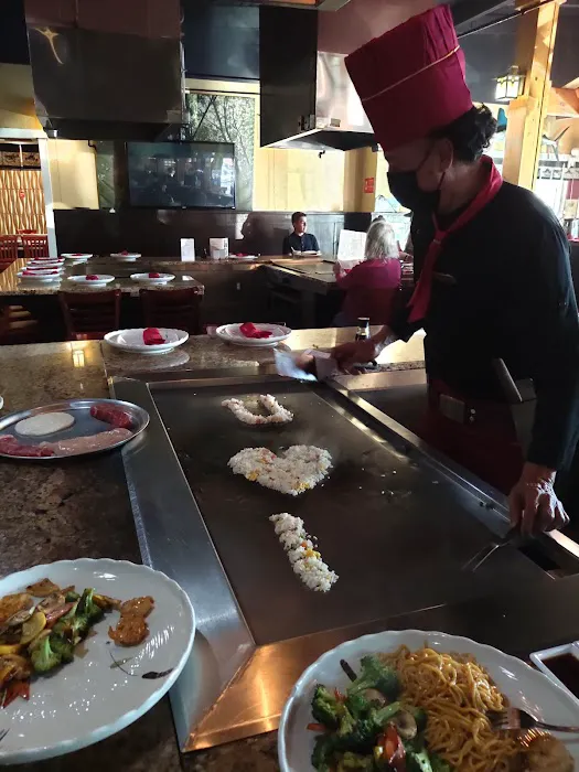 Mandolin Sushi & Japanese steak house Picture 5